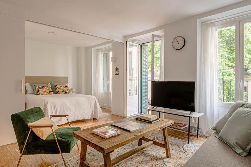 Cozy Apartment In Puerta Del Sol - Esparteros Madrid Exterior foto